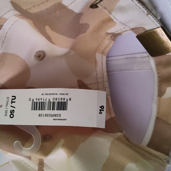 Joe fresh hat - Picture 3 of 3